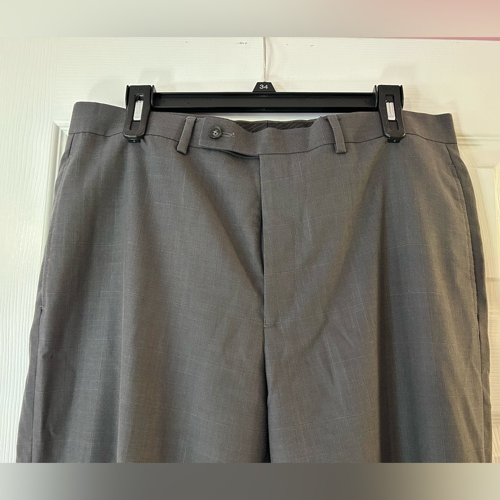 Calvin Klein Men’s Slim Fit Performance Dress Pants Gray 34x32​ - Picture 2 of 5